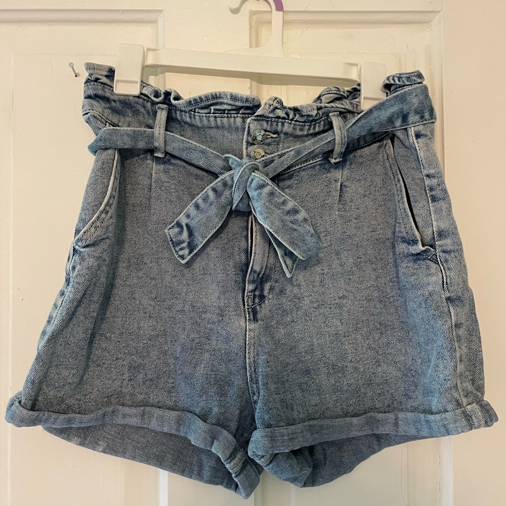 Paper bag shorts
